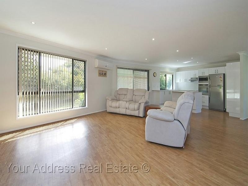 2/18 Japonica Street, Eagleby QLD 4207