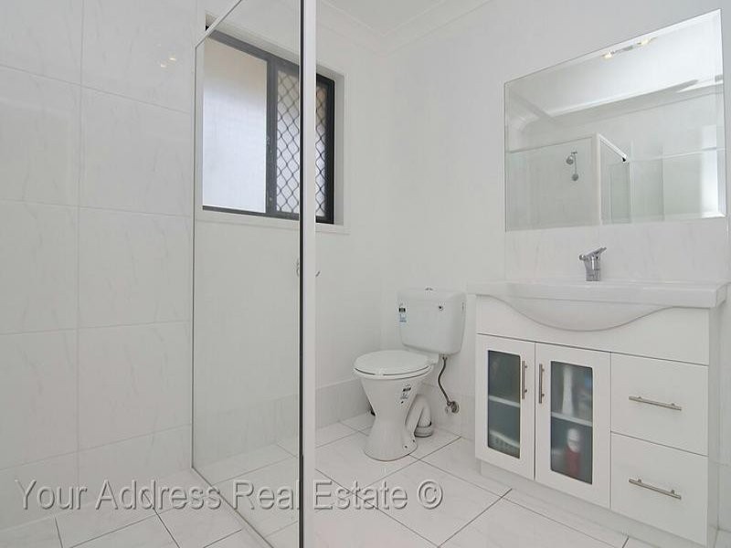 2/18 Japonica Street, Eagleby QLD 4207