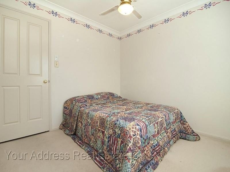 6 Folium Court, Regents Park QLD 4118