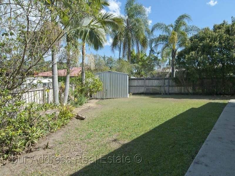 6 Folium Court, Regents Park QLD 4118