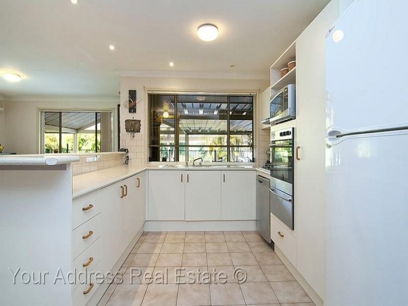 182 Carter Road, Munruben QLD 4125