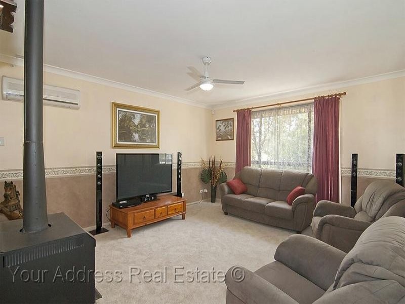 130 Merluna Road, Park Ridge South QLD 4125