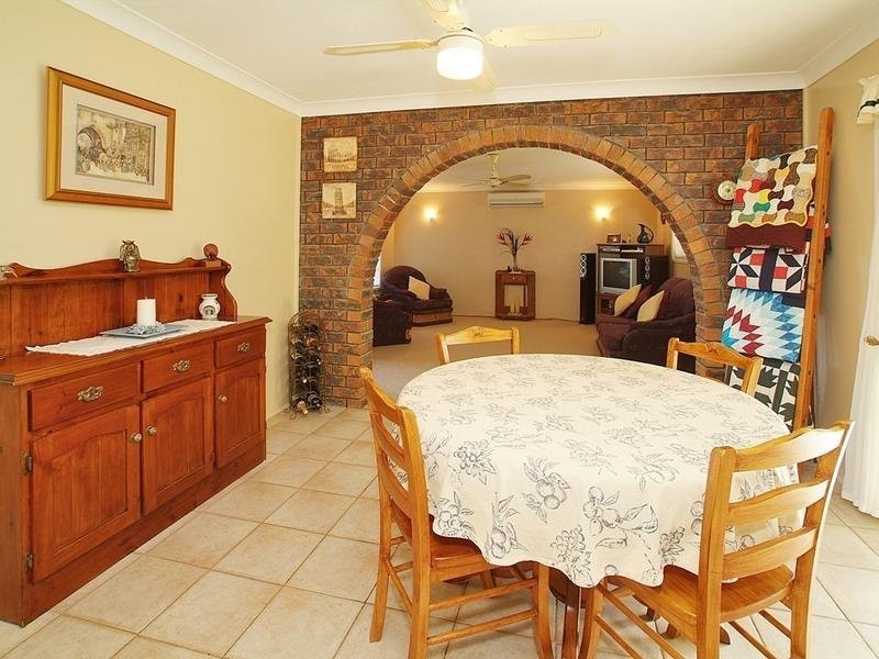 17 Volant Street, Regents Park QLD 4118