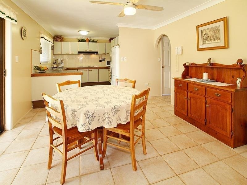 17 Volant Street, Regents Park QLD 4118