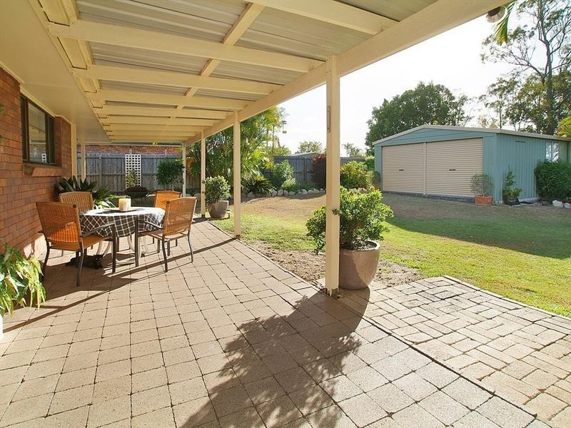 17 Volant Street, Regents Park QLD 4118