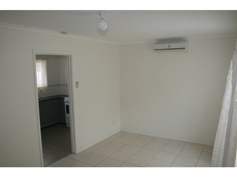 8/111 Station Road, Woodridge QLD 4114