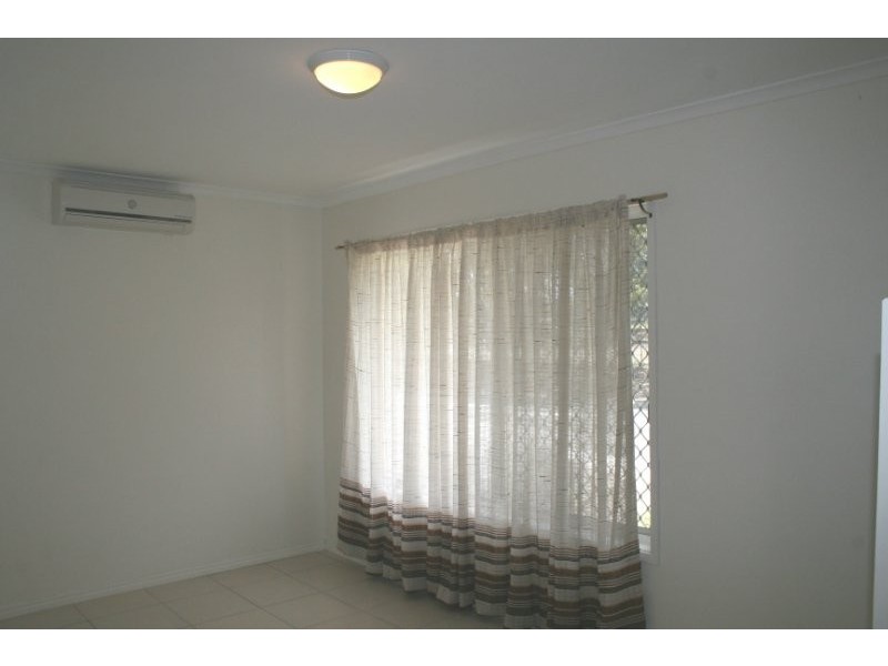 8/111 Station Road, Woodridge QLD 4114