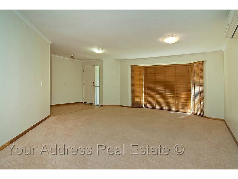 60 Parkroyal Crescent, Regents Park QLD 4118