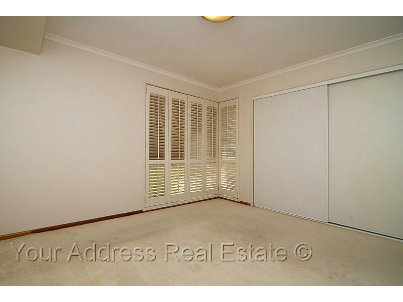 60 Parkroyal Crescent, Regents Park QLD 4118