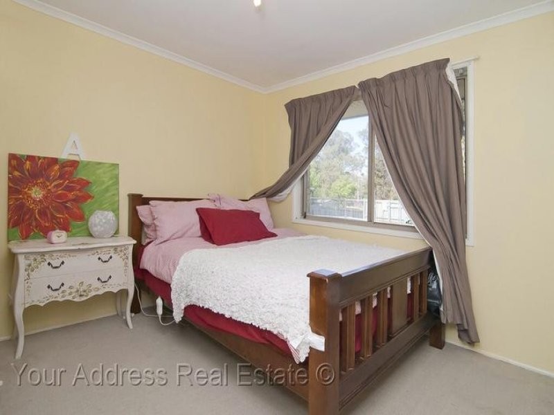 60 Parkroyal Crescent, Regents Park QLD 4118