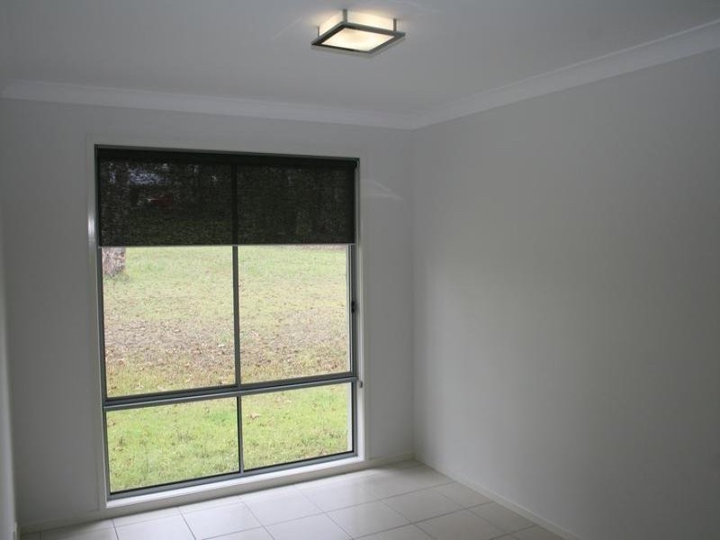 2-8 Waugh Court, New Beith QLD 4124