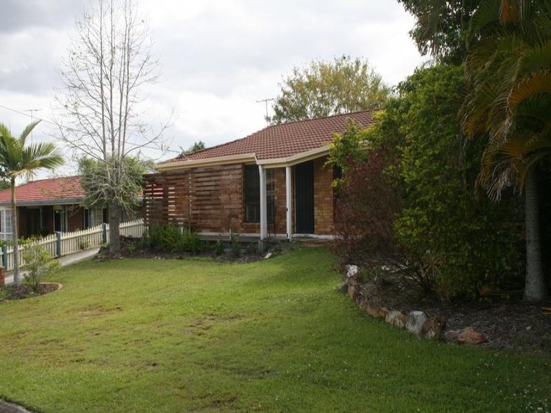 16 Dampier Court, Boronia Heights QLD 4124