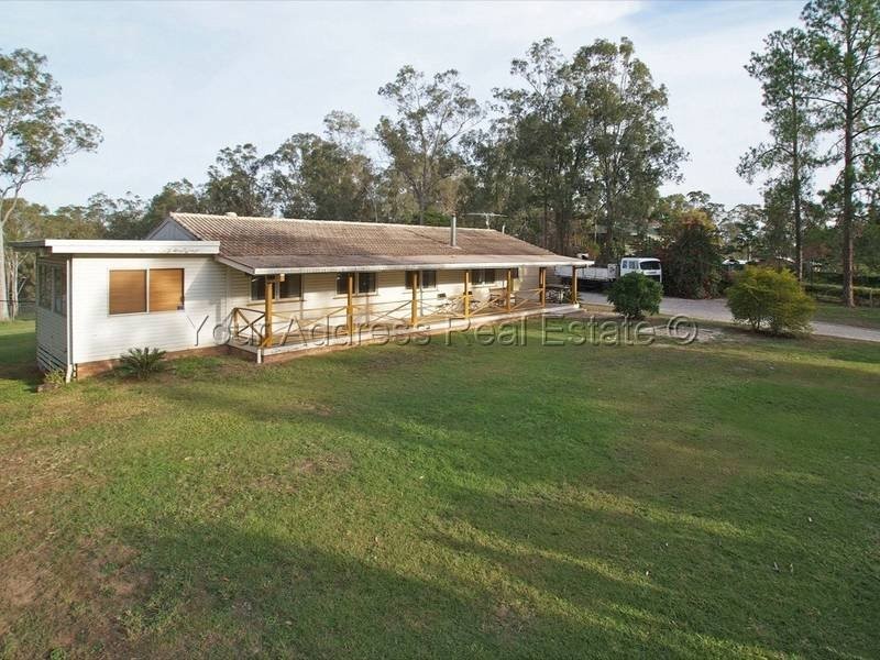682 Middle Road, Greenbank QLD 4124