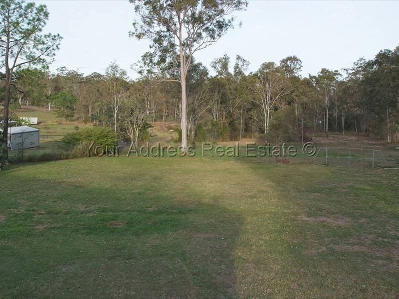 682 Middle Road, Greenbank QLD 4124