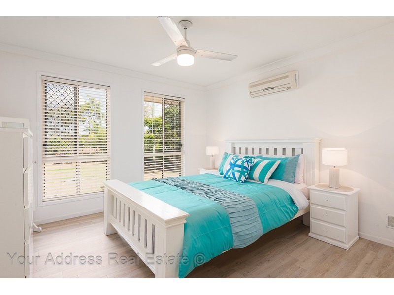 9 Auburn Court, Park Ridge South QLD 4125