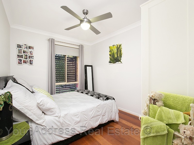 41 Regency Drive, Regents Park QLD 4118