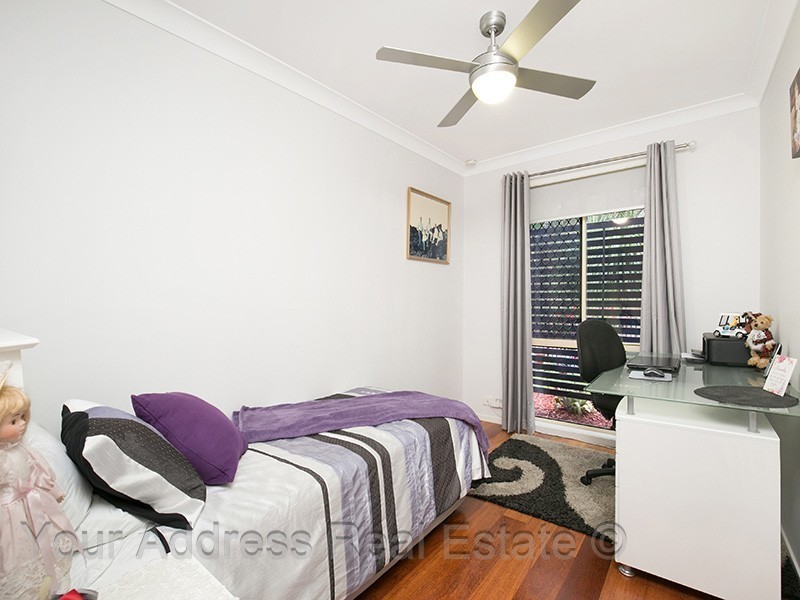 41 Regency Drive, Regents Park QLD 4118