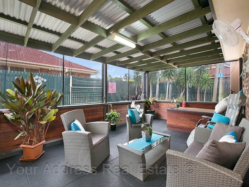 41 Regency Drive, Regents Park QLD 4118