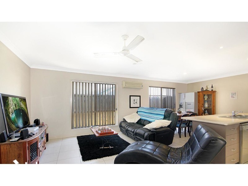 77 Opossum Circuit, Springfield Lakes QLD 4300