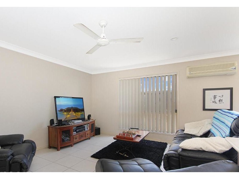 77 Opossum Circuit, Springfield Lakes QLD 4300