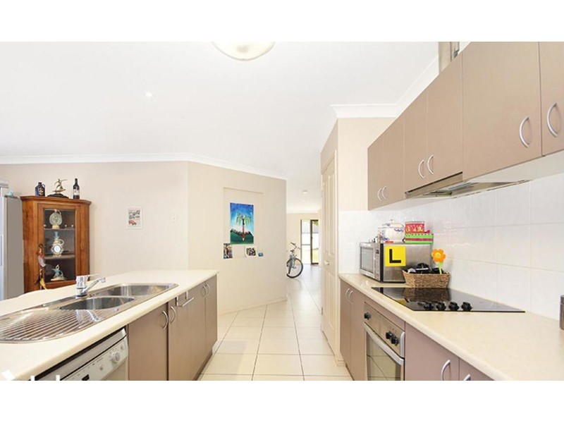 77 Opossum Circuit, Springfield Lakes QLD 4300