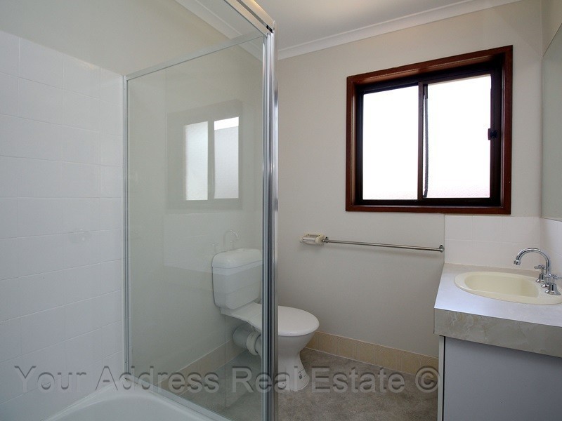 2/4 Arac Street, Woodridge QLD 4114