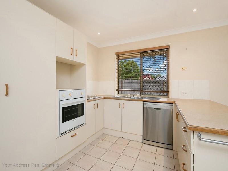 37 Diamantina Street, Hillcrest QLD 4118
