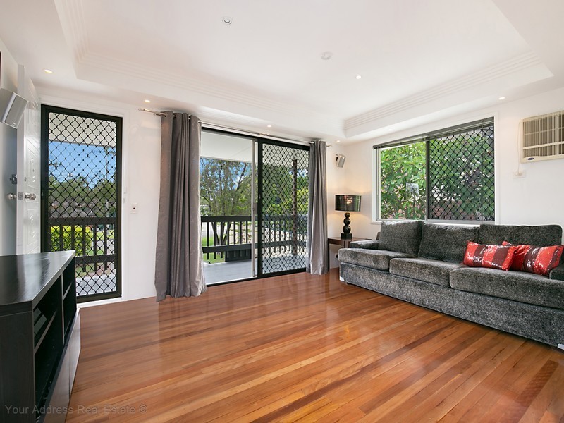 25 Oak Avenue, Browns Plains QLD 4118