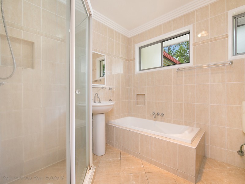 25 Oak Avenue, Browns Plains QLD 4118