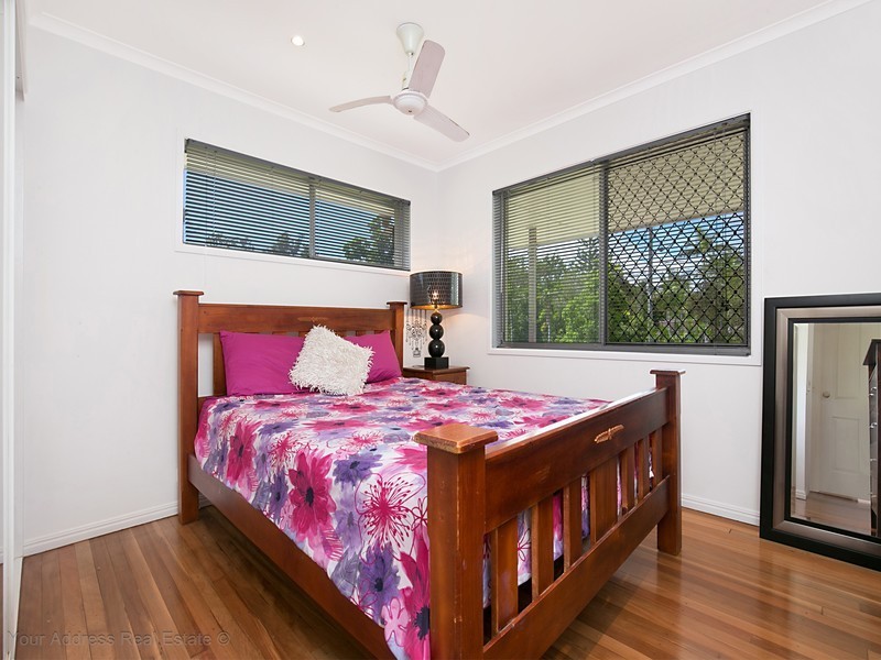 25 Oak Avenue, Browns Plains QLD 4118