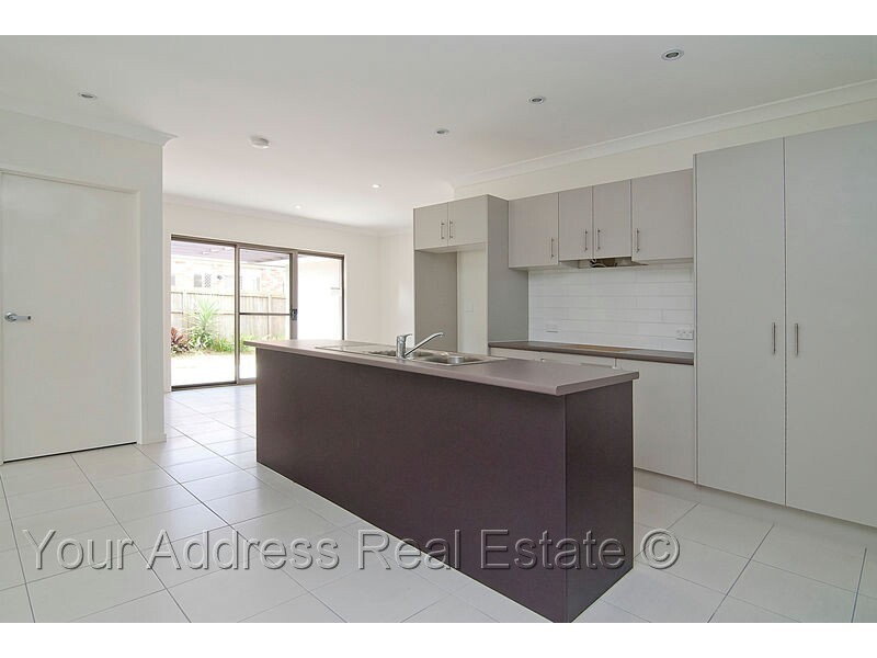 55 Fourth Avenue, Marsden QLD 4132