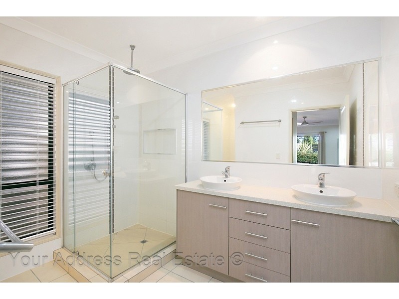 25-27 Laurina Drive, New Beith QLD 4124