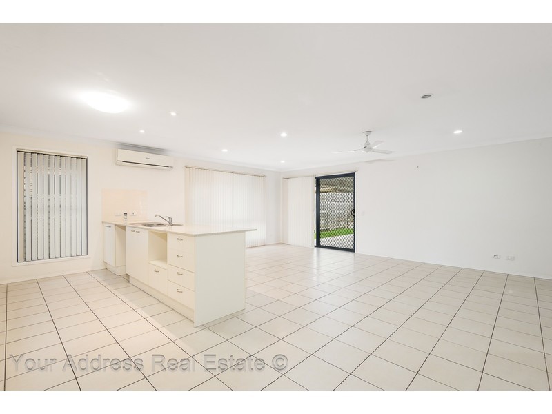 17 Cedarwood Street, Berrinba QLD 4117
