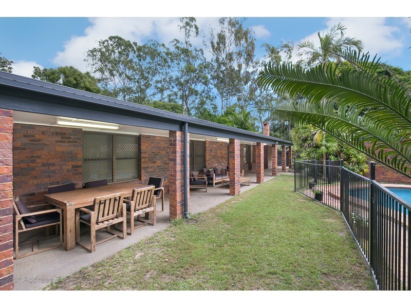 28 Poinciana Drive, Boronia Heights QLD 4124