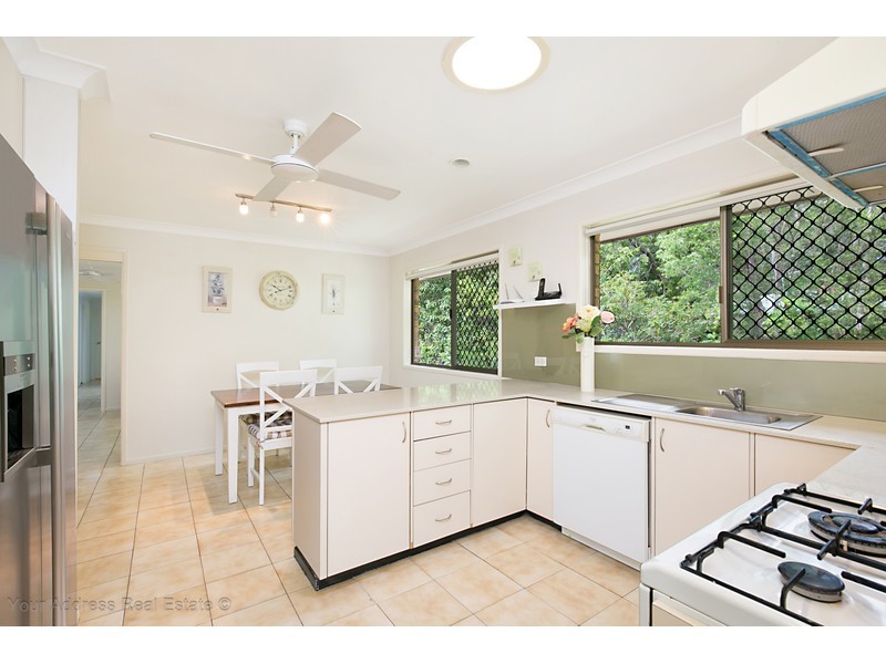 28 Poinciana Drive, Boronia Heights QLD 4124