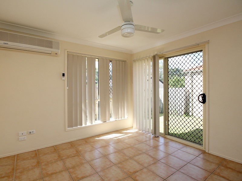 19/7 Billabong Drive, Crestmead QLD 4132