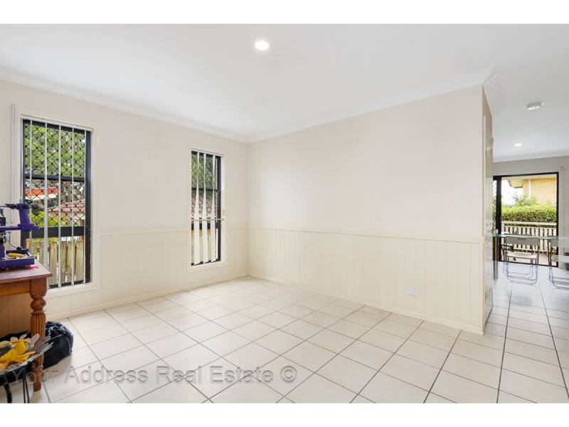 3/2 Tees Street, Yeerongpilly QLD 4105