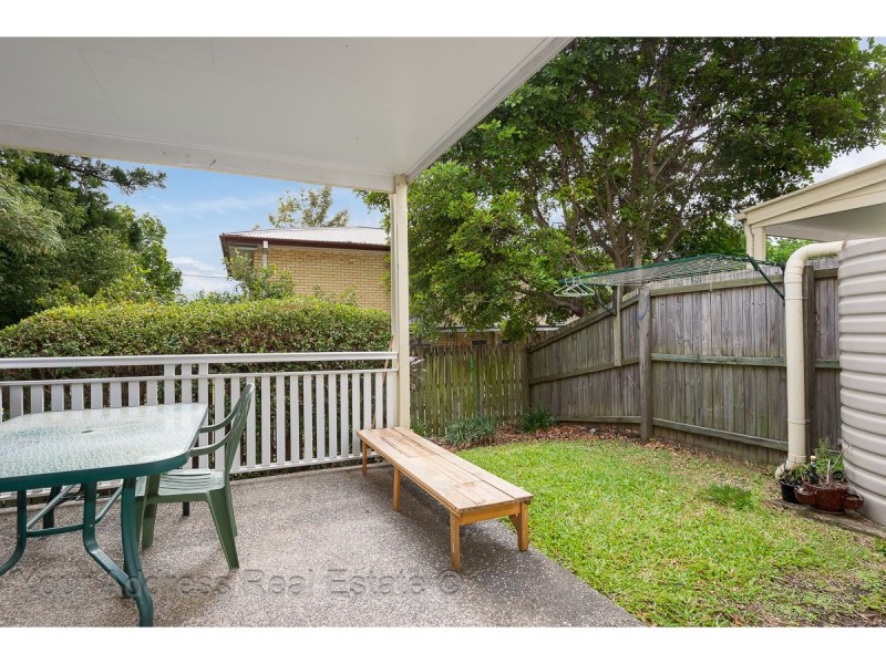 3/2 Tees Street, Yeerongpilly QLD 4105