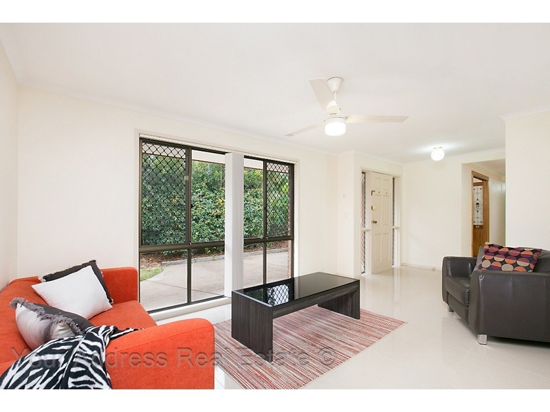 116 Emerald Drive, Regents Park QLD 4118