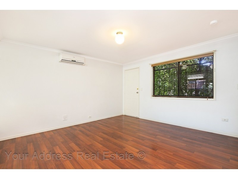 4/8 Cognac Court, Kingston QLD 4114