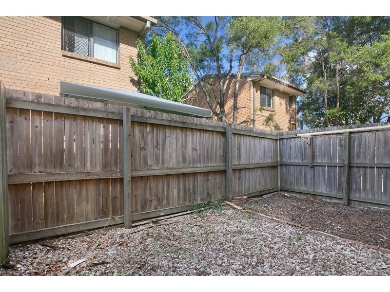 4/8 Cognac Court, Kingston QLD 4114