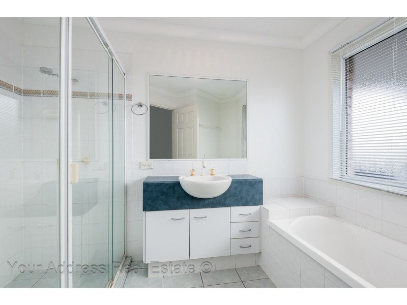 7 Cinear Court, Regents Park QLD 4118