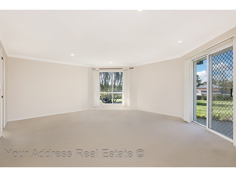 8 Persea Street, Forestdale QLD 4118