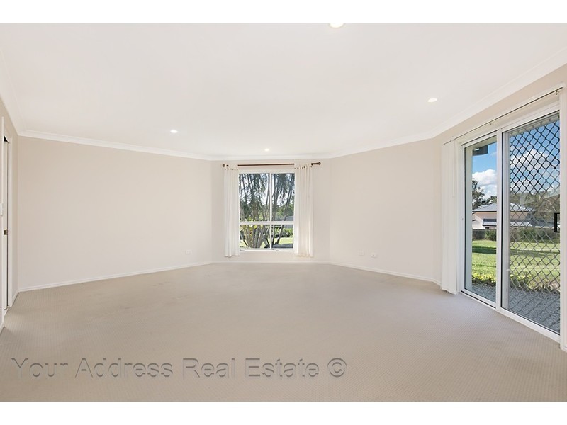 8 Persea Street, Forestdale QLD 4118