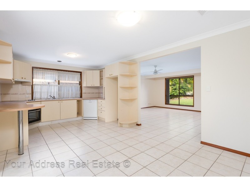 16 Renfrew Street, Hillcrest QLD 4118