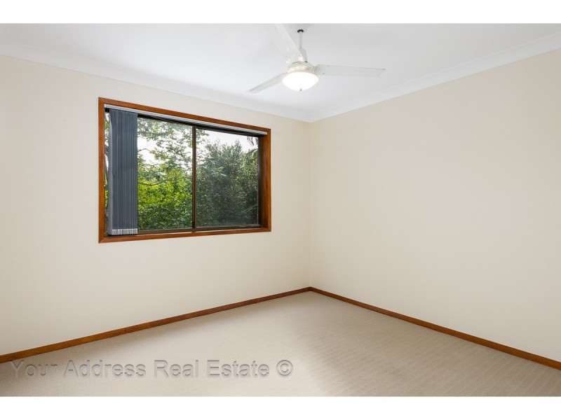 16 Renfrew Street, Hillcrest QLD 4118