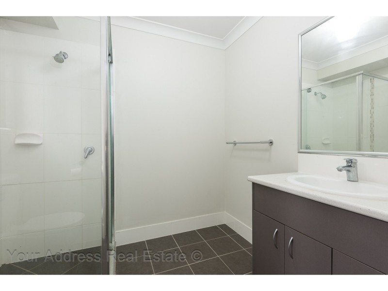 2 Bruce Baker Crescent, Crestmead QLD 4132