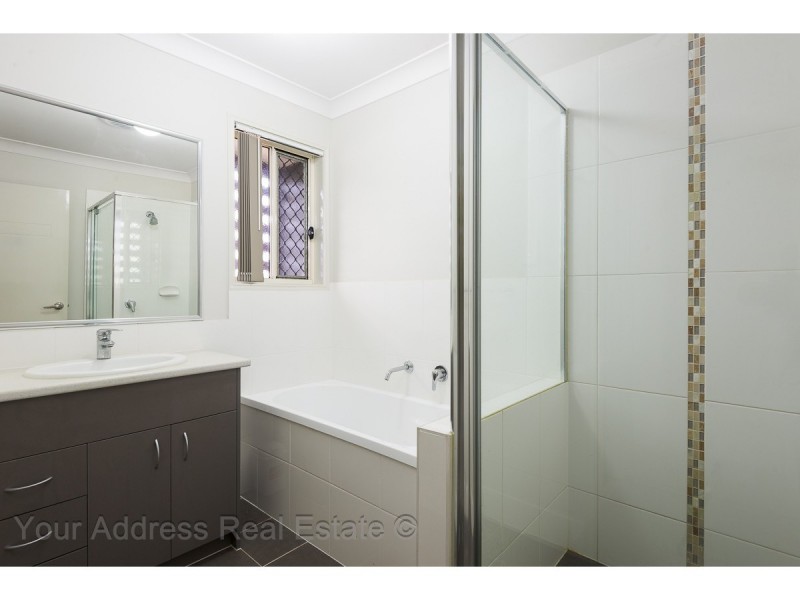 2 Bruce Baker Crescent, Crestmead QLD 4132