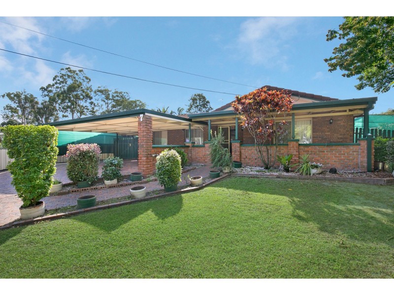 7 Silvertop Street, Hillcrest QLD 4118