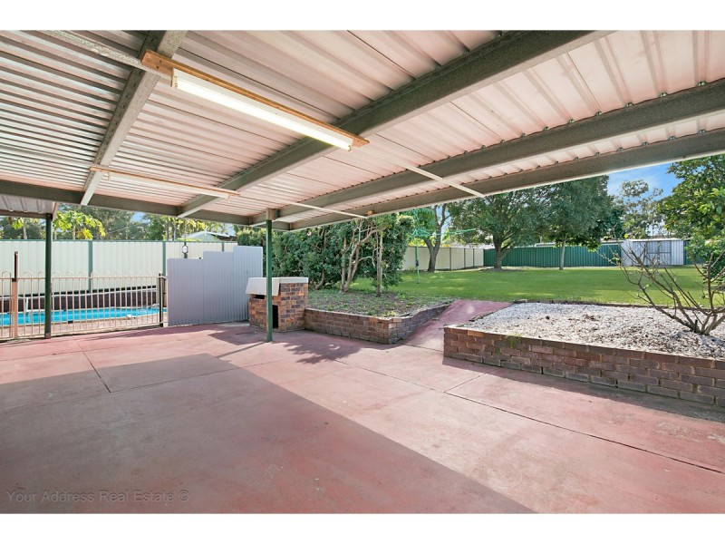 7 Silvertop Street, Hillcrest QLD 4118